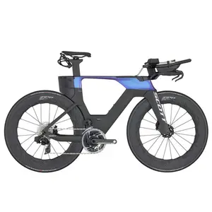 A Bicicleta SCOTT Plasma Rc Ultimate tem Quadro em Carbono HMX, Forqueta Plasma 6 Disc HMX e SRAM RED eTap AXS de 24VL.